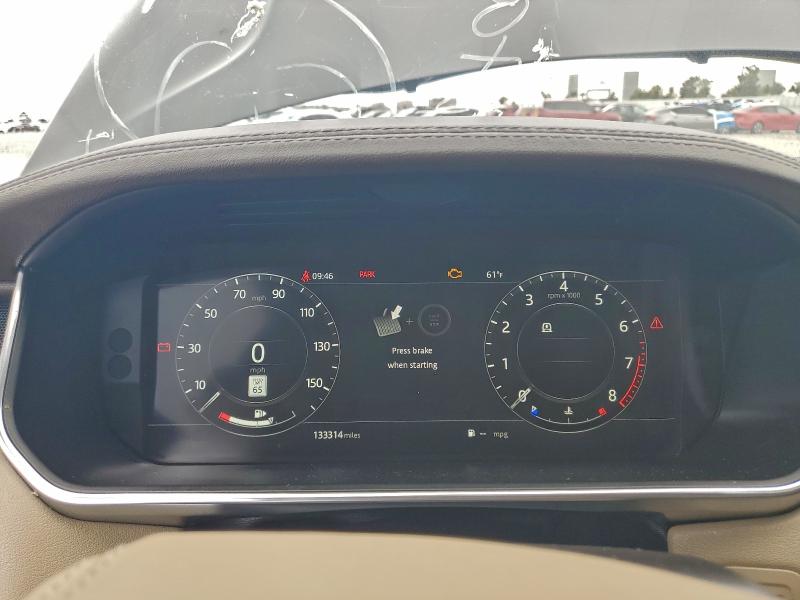 Photo 9 from auction – 2018 LAND ROVER RANGE ROVE with VIN SALGR2RV3JA500902