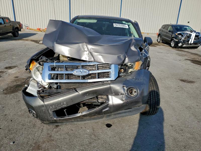 Photo 5 from auction – 2011 FORD ESCAPE XLS with VIN 1FMCU0C7XBKA40647