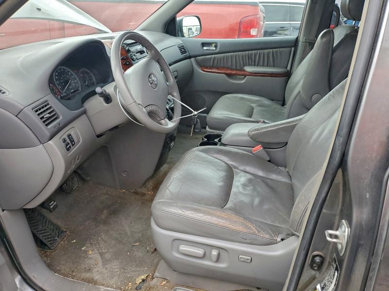 Photo 7 from auction – 2005 TOYOTA SIENNA with VIN 5TDZA22C55S346668