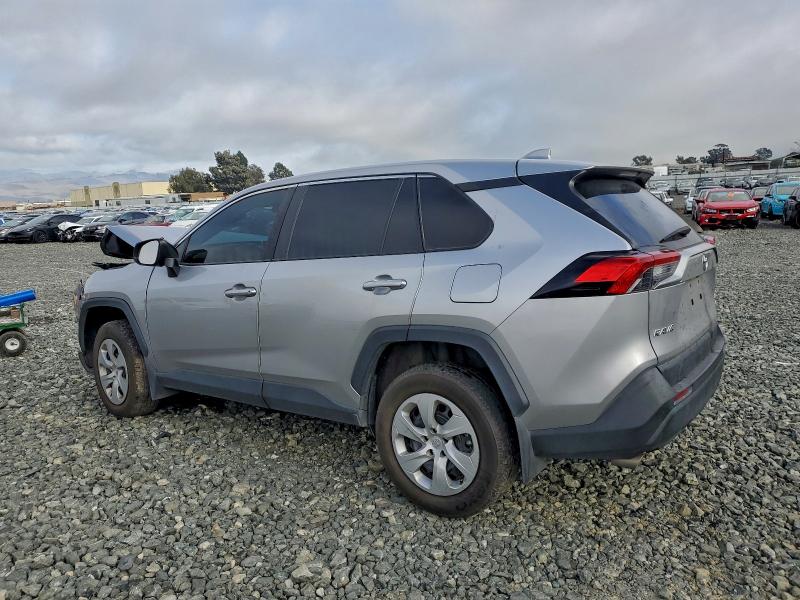Photo 2 from auction – 2023 TOYOTA RAV4 LE with VIN 2T3F1RFV8PC364088