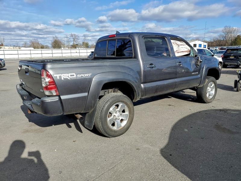 Photo 3 from auction – 2015 TOYOTA TACOMA DOU with VIN 5TFLU4EN3FX129587