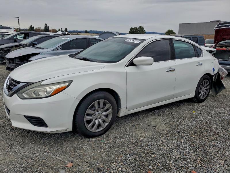 NISSAN ALTIMA 2.5 2016 with VIN 1N4AL3APXGN317151 - Photo from auction