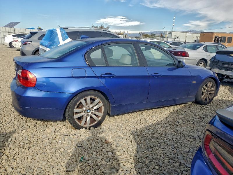 Photo 3 from auction – 2007 BMW 328 I with VIN WBAVA33517PV66727
