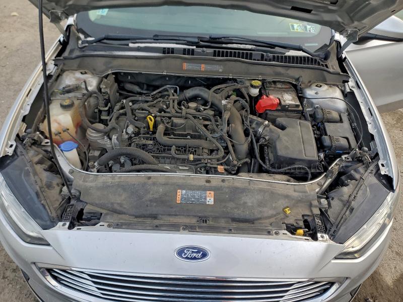 Photo 11 from auction – 2019 FORD FUSION SE with VIN 3FA6P0HD0KR261229