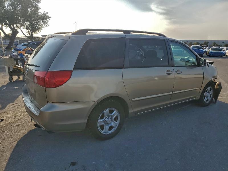 Photo 3 from auction – 2006 TOYOTA SIENNA CE with VIN 5TDZA23C26S425781