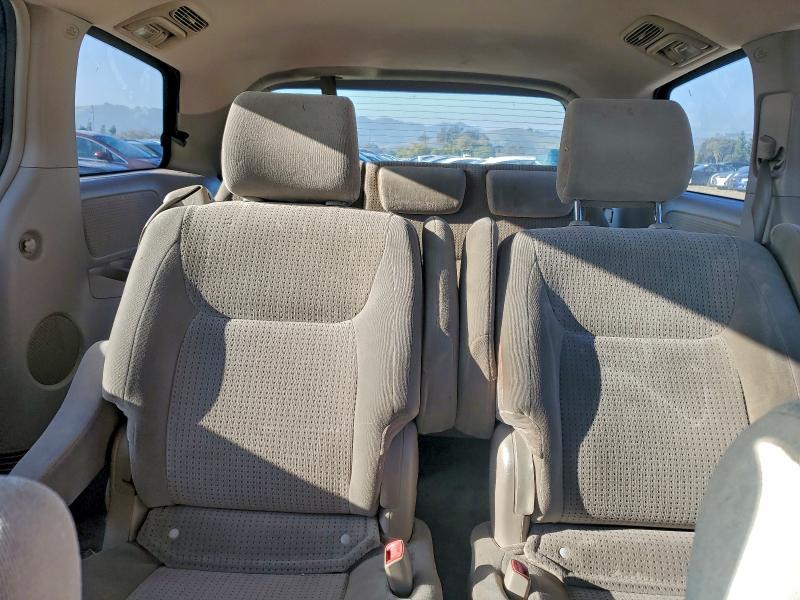 Photo 10 from auction – 2006 TOYOTA SIENNA CE with VIN 5TDZA23C76S418986