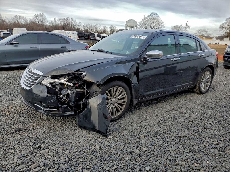 CHRYSLER 200 LIMITE 2013 with VIN 1C3CCBCG5DN700098 - Photo from auction