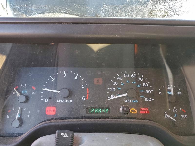 Photo 9 from auction – 2000 JEEP WRANGLER / with VIN 1J4FA59S2YP707879