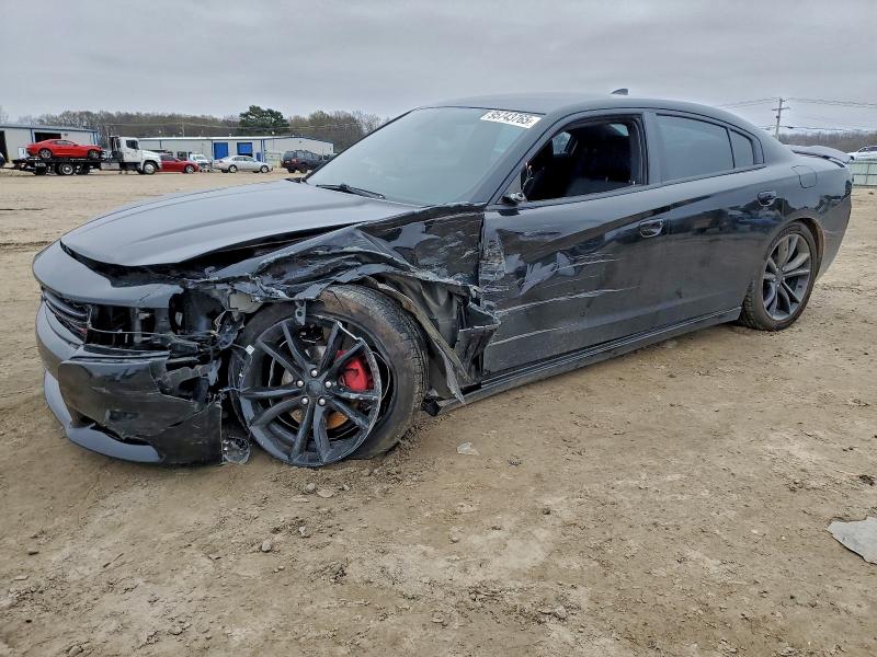 DODGE CHARGER 2016 with VIN 2C3CDXHG8GH165154 - Photo from auction