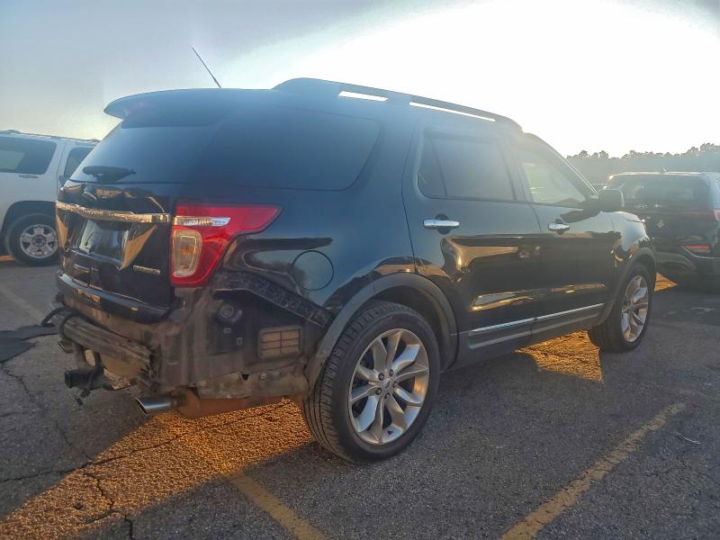 Photo 3 from auction – 2013 FORD EXPLORER X with VIN 1FM5K7D88DGA91617