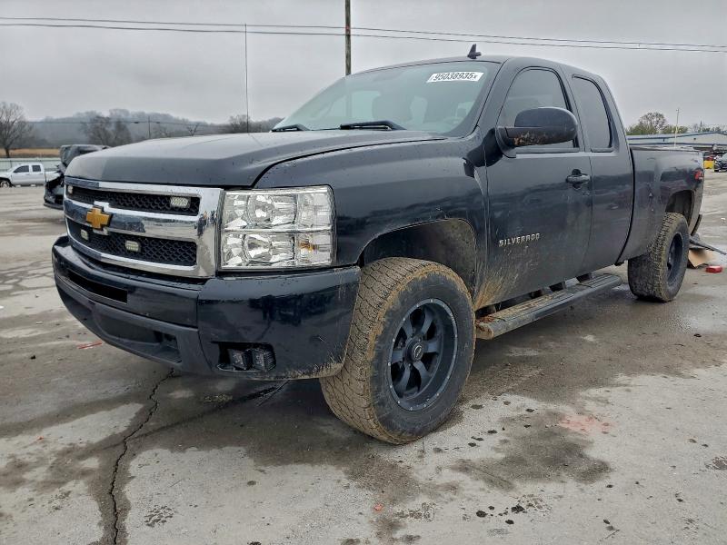 CHEVROLET SILVERADO 2010 with VIN 1GCSKTE37AZ110838 - Photo from auction