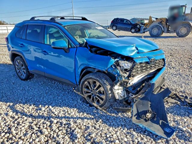 Photo 4 from auction – 2020 TOYOTA RAV4 with VIN 2T3A1RFVXLC138560