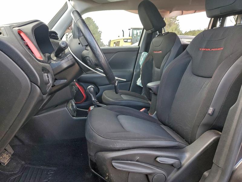 Photo 7 from auction – 2018 JEEP RENEGADE T with VIN ZACCJBCB6JPH17971
