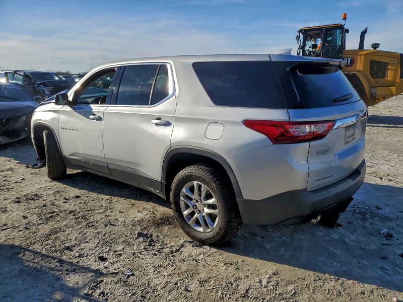 Photo 2 from auction – 2021 CHEVROLET TRAVERSE with VIN 1GNERFKWXMJ219054