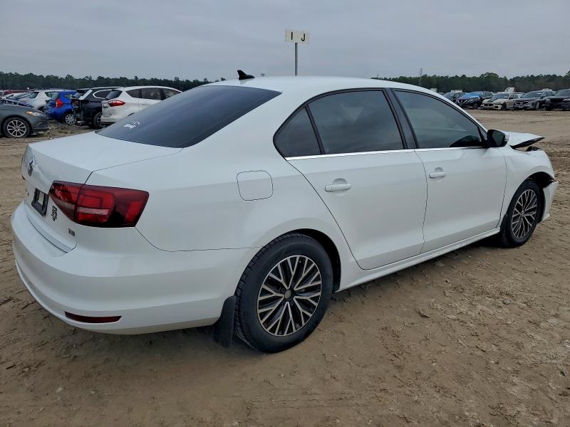 Photo 3 from auction – 2018 VOLKSWAGEN JETTA SE with VIN 3VWDB7AJ5JM223836