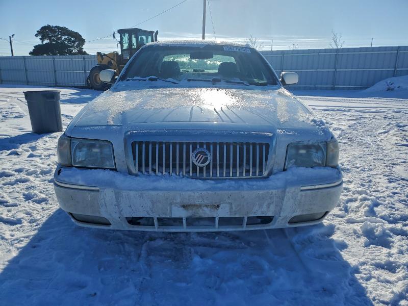 Photo 5 from auction – 2010 MERCURY GRAND MARQ with VIN 2MEBM7FV4AX622997