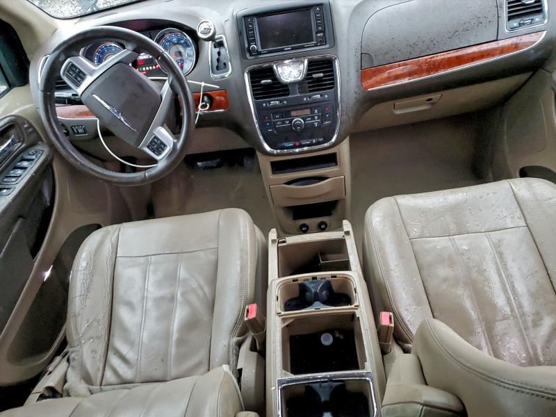 Photo 8 from auction – 2014 CHRYSLER TOWN & COU with VIN 2C4RC1BG3ER139146