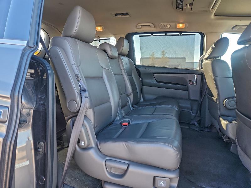 Photo 11 from auction – 2014 HONDA ODYSSEY TO with VIN 5FNRL5H99EB073102