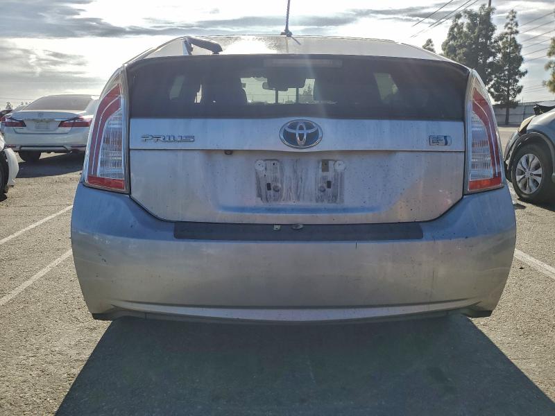 Photo 6 from auction – 2013 TOYOTA PRIUS with VIN JTDKN3DU2D5586668
