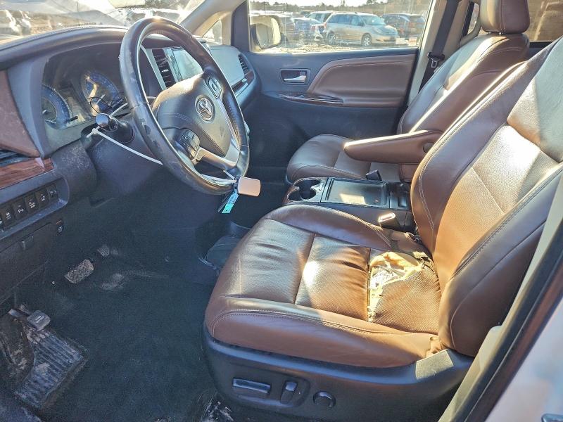 Photo 7 from auction – 2016 TOYOTA SIENNA XLE with VIN 5TDDK3DC9GS136698