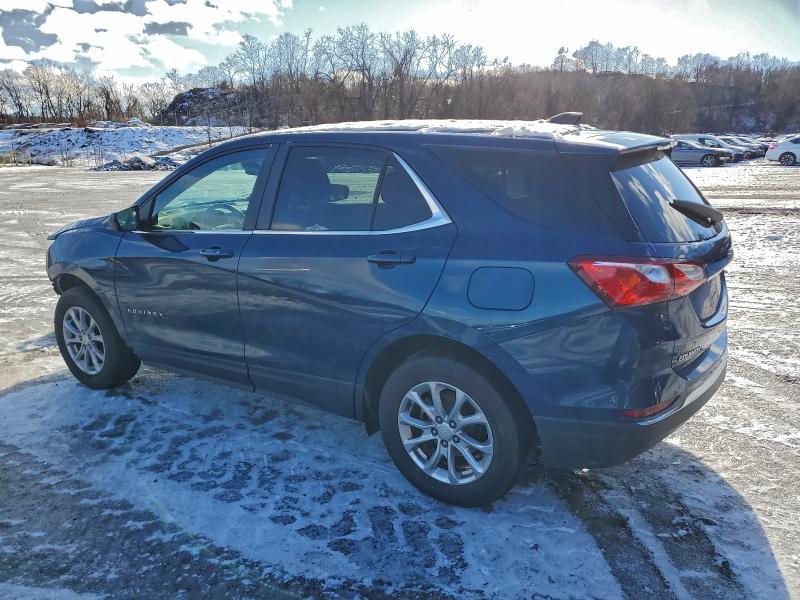 Photo 2 from auction – 2021 CHEVROLET EQUINOX LT with VIN 3GNAXUEV2ML394502