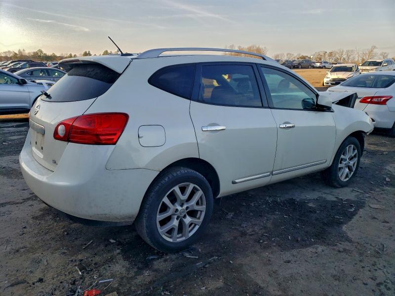Photo 3 from auction – 2012 NISSAN ROGUE S with VIN JN8AS5MT0CW254023