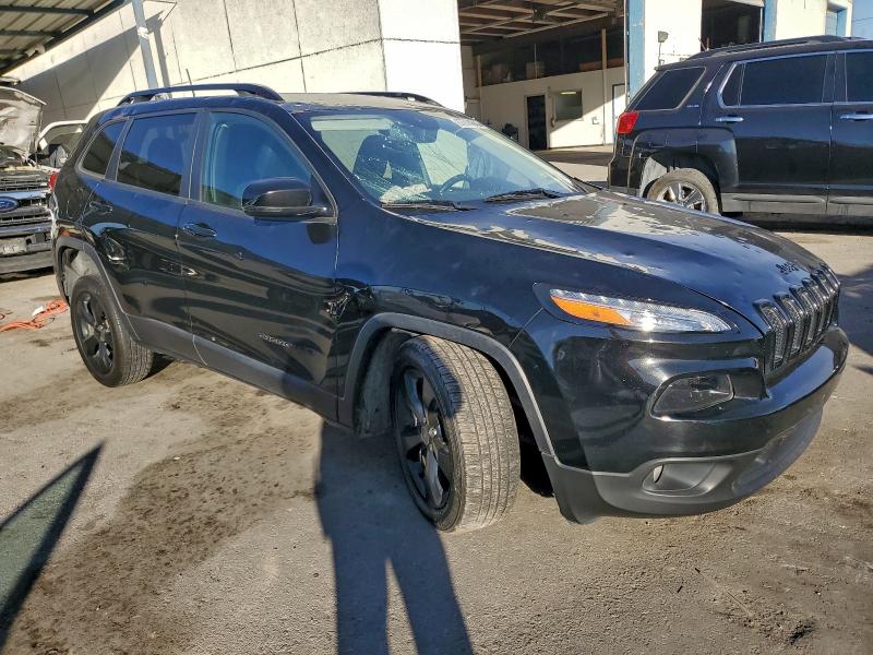 Photo 4 from auction – 2018 JEEP CHEROKEE L with VIN 1C4PJLDB4JD533746