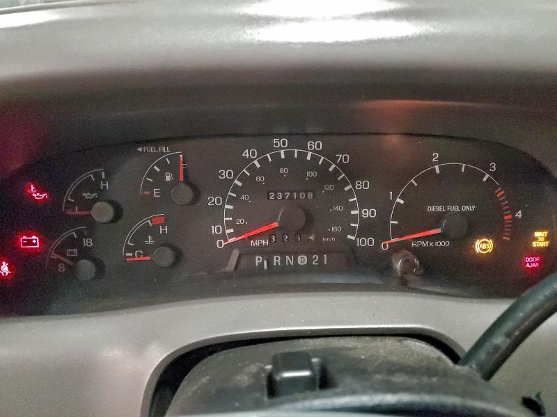 Photo 9 from auction – 1999 FORD F350 SUPER with VIN 1FTWX33F9XEE07576