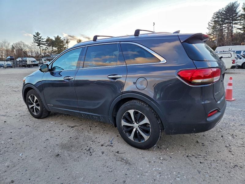 Photo 2 from auction – 2017 KIA SORENTO EX with VIN 5XYPHDA53HG225723