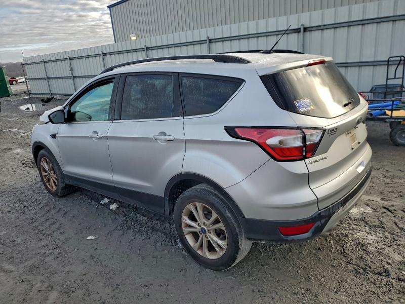 Photo 2 from auction – 2018 FORD ESCAPE SE with VIN 1FMCU0GD5JUA43426