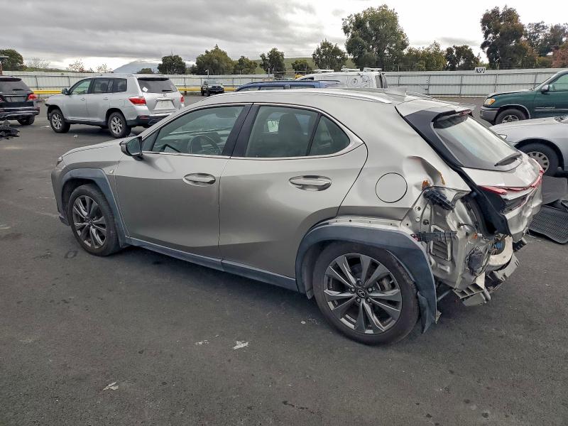 Photo 2 from auction – 2019 LEXUS UX 200 with VIN JTHY3JBH1K2000484