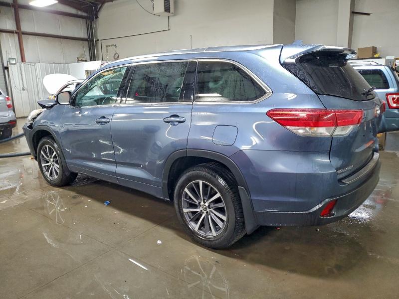 Photo 2 from auction – 2018 TOYOTA HIGHLANDER with VIN 5TDJZRFH2JS817979