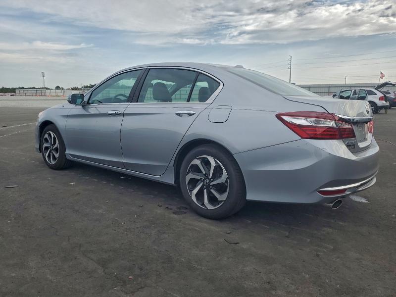 Photo 2 from auction – 2017 HONDA ACCORD EXL with VIN 1HGCR3F81HA040371