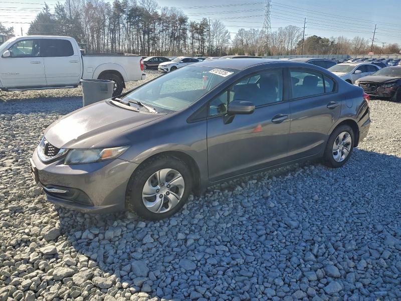 HONDA CIVIC LX 2015 with VIN 19XFB2F50FE080547 - Photo from auction