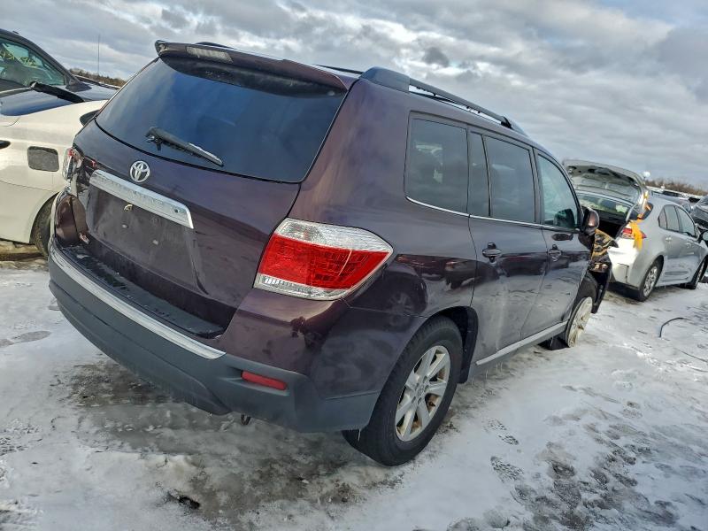 Photo 3 from auction – 2013 TOYOTA HIGHLANDER with VIN 5TDZK3EH6DS123158