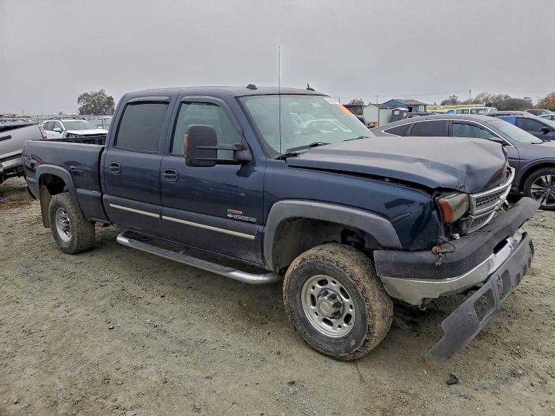 Foto 4 de la subasta – 2005 CHEVROLET SILVERADO con VIN 1GCHC23275F852871