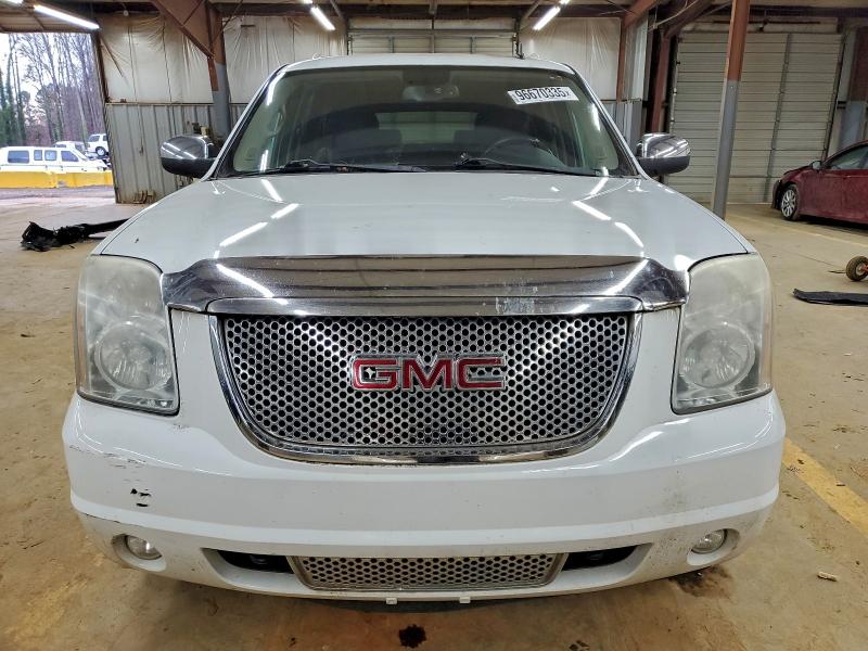 Photo 5 from auction – 2011 GMC YUKON XL D with VIN 1GKS2MEF5BR107023