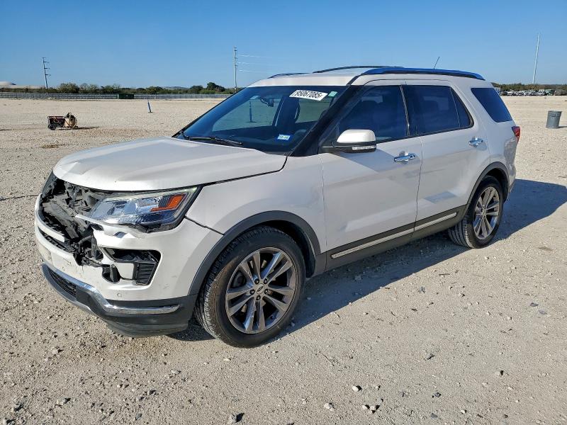 FORD EXPLORER L 2018 with VIN 1FM5K7FH1JGC07443 - Photo from auction