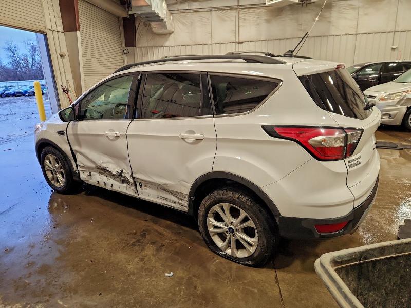 Photo 2 from auction – 2018 FORD ESCAPE SEL with VIN 1FMCU9HD8JUB13696