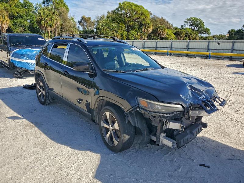 Foto 4 de la subasta – 2019 JEEP CHEROKEE L con VIN 1C4PJLDB0KD297856