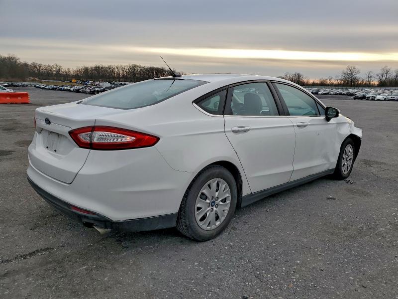 Photo 3 from auction – 2013 FORD FUSION with VIN 3FA6P0G73DR256072