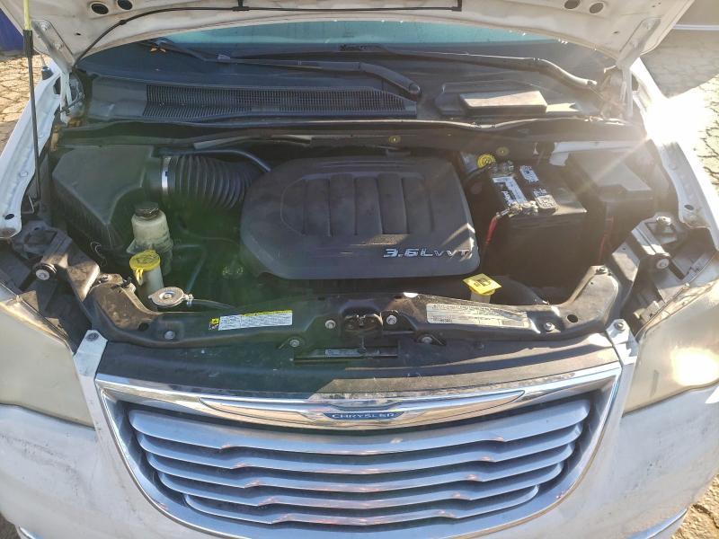Photo 12 from auction – 2012 CHRYSLER TOWN & COU with VIN 2C4RC1BG2CR215386