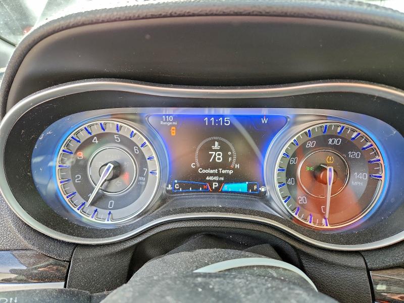 Photo 9 from auction – 2015 CHRYSLER 300 LIMITE with VIN 2C3CCARG6FH884528