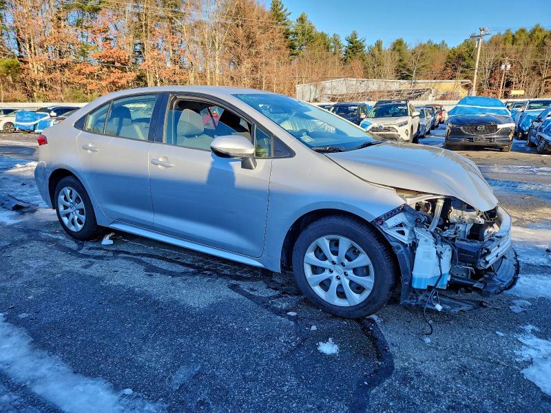 Photo 4 from auction – 2022 TOYOTA COROLLA LE with VIN JTDEPMAE2NJ223399