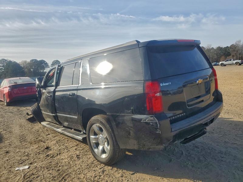 Photo 2 from auction – 2017 CHEVROLET SUBURBAN with VIN 1GNSCHKC2HR232622
