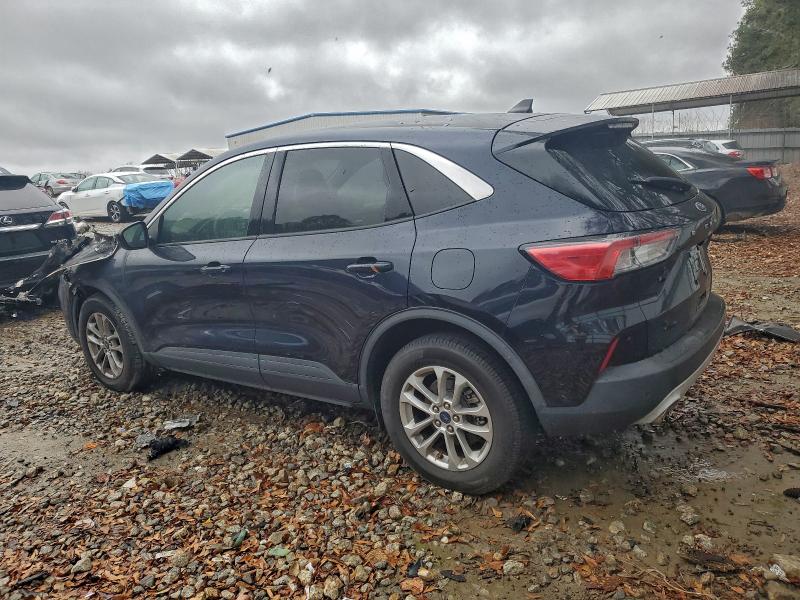 Photo 2 from auction – 2021 FORD ESCAPE with VIN 1FMCU0G64MUA61387