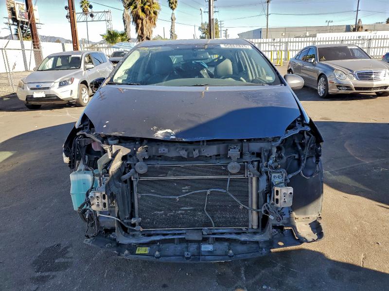 Photo 5 from auction – 2010 TOYOTA PRIUS with VIN JTDKN3DU3A0028952