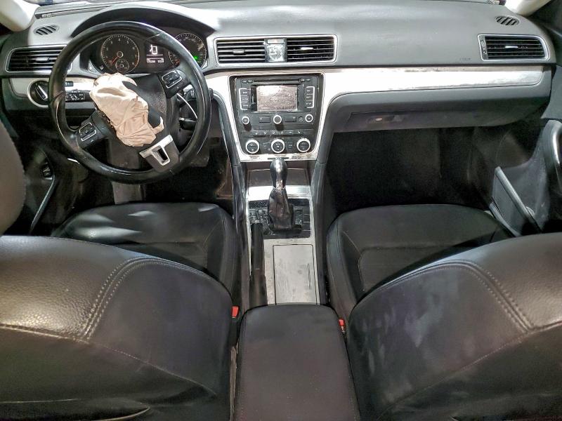 Photo 8 from auction – 2012 VOLKSWAGEN PASSAT SE with VIN 1VWBM7A33CC087665