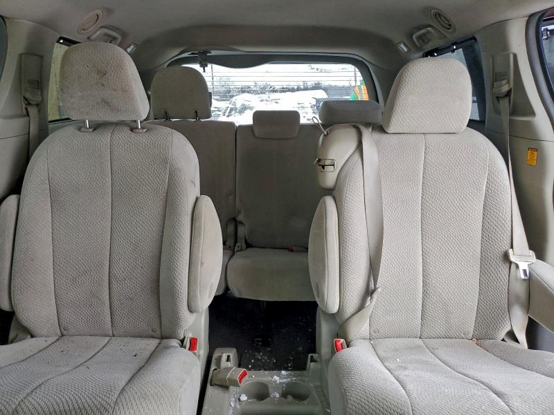 Photo 10 from auction – 2011 TOYOTA SIENNA LE with VIN 5TDKK3DC0BS012237