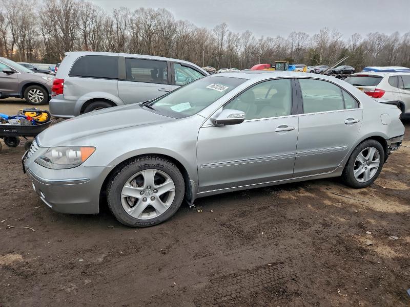 ACURA RL 2008 with VIN JH4KB16668C003515 - Photo from auction